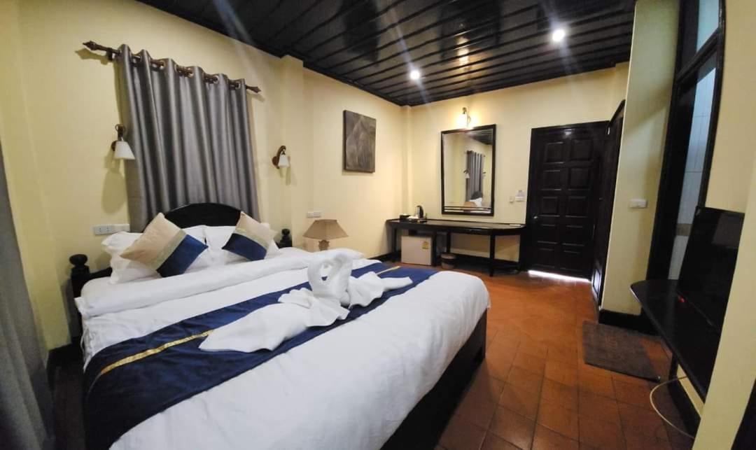 Villa Le Tam Tam Boutique Hotel Luang Prabang Buitenkant foto