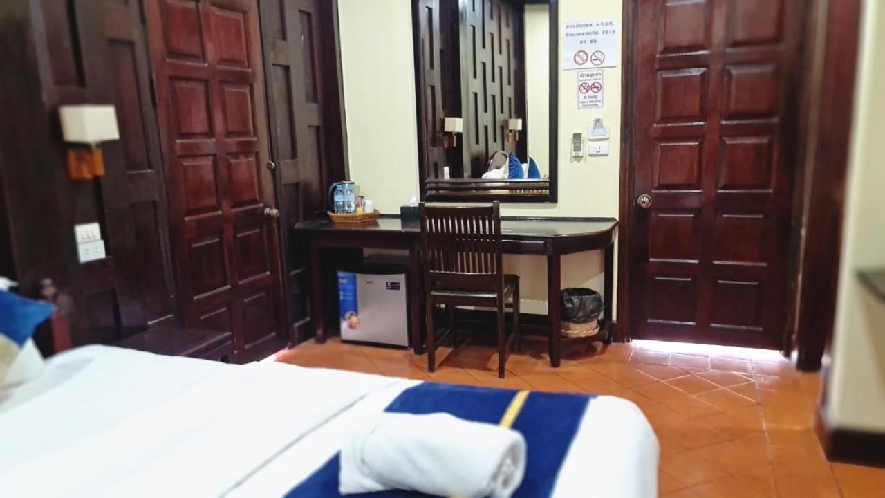 Villa Le Tam Tam Boutique Hotel Luang Prabang Buitenkant foto